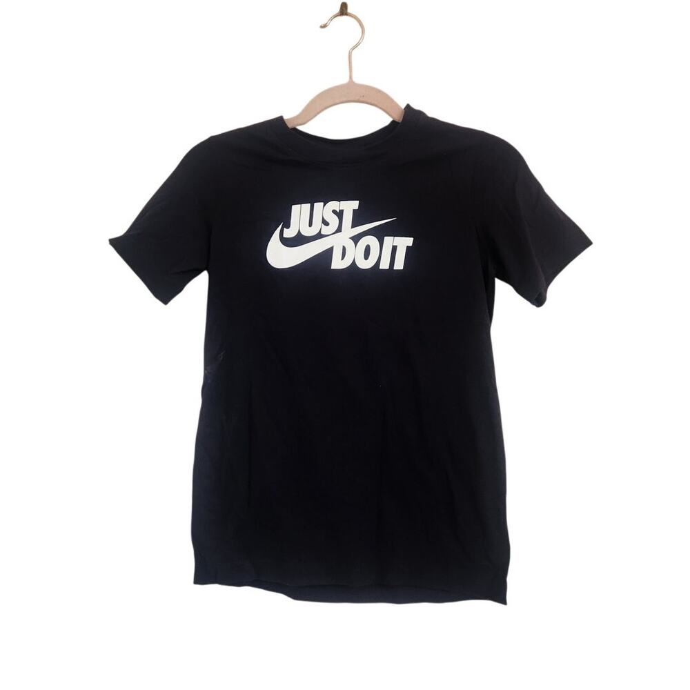 NWT Nike Boy's Black T-Shirt With Swoosh S